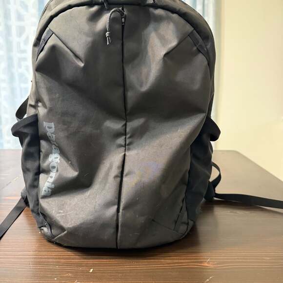 Patagonia Refugio Daypack 26L Backpack - Picture 1 of 8